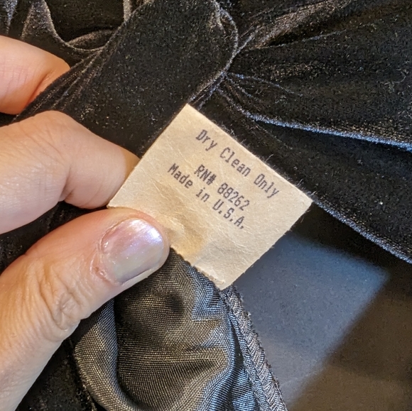 Ever Beauty black velvet long maxi bodycone dress w/open back whimsigoth size 6 - Picture 7 of 7